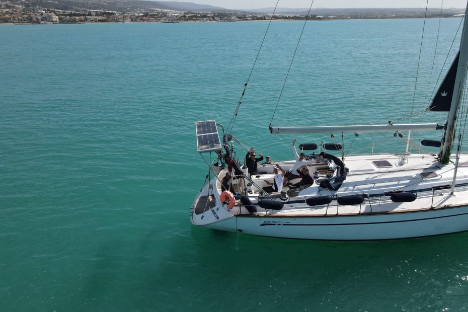 How to Run a Productive Offsite on a Charter Boat featured image